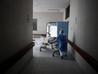 Sistemas sanitarios del mundo comienzan a recuperarse tras COVID-19