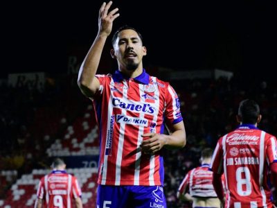 San Luis derrota a Monterrey