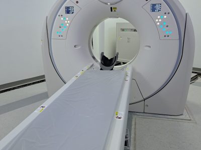 equipo de tomografía