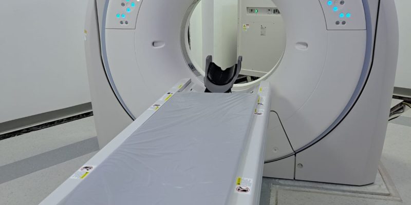 equipo de tomografía