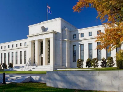 Fed mantiene las tasas de interés