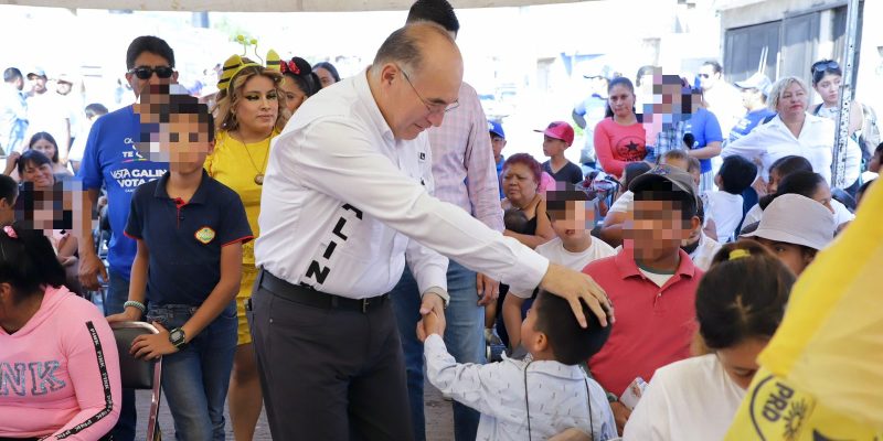 entrega de paquetes nutricionales