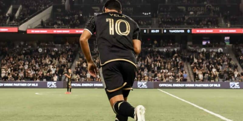 el-mexicano-carlos-vela-se-retira-del-futbol