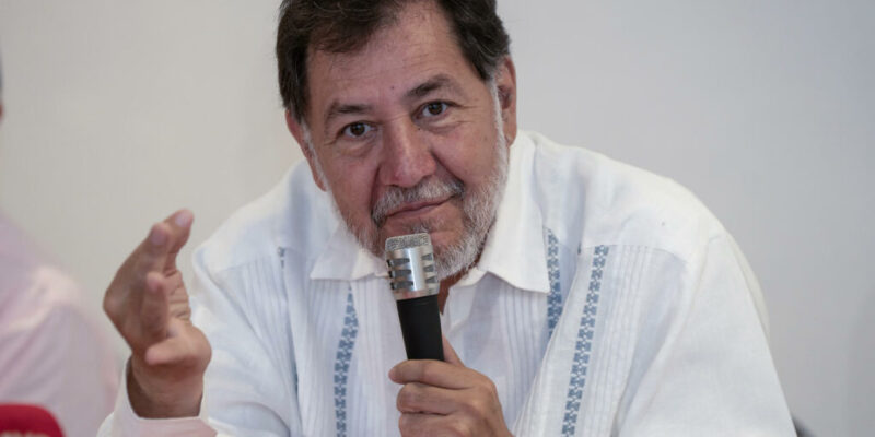 activistas-exigen-la-renuncia-de-fernandez-norona