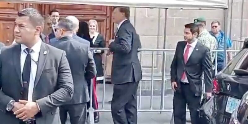 sheinbaum-recibe-a-christopher-landau-en-palacio-nacional