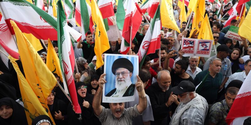 ali-jamenei-reaparece-y-asegura-que-iran-dio-“dura-bofetada”-a-eeuu.-y-“aplasto”-a-israel